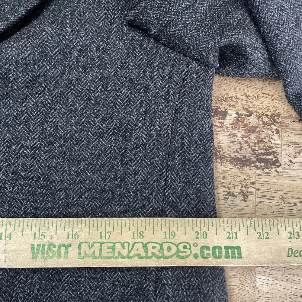 Hart Schaffner‎ Marx Saxony Tweed Wool Herringbone Overcoat Mens 38S Gray